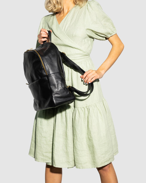 Tulip Black - Leather Backpack