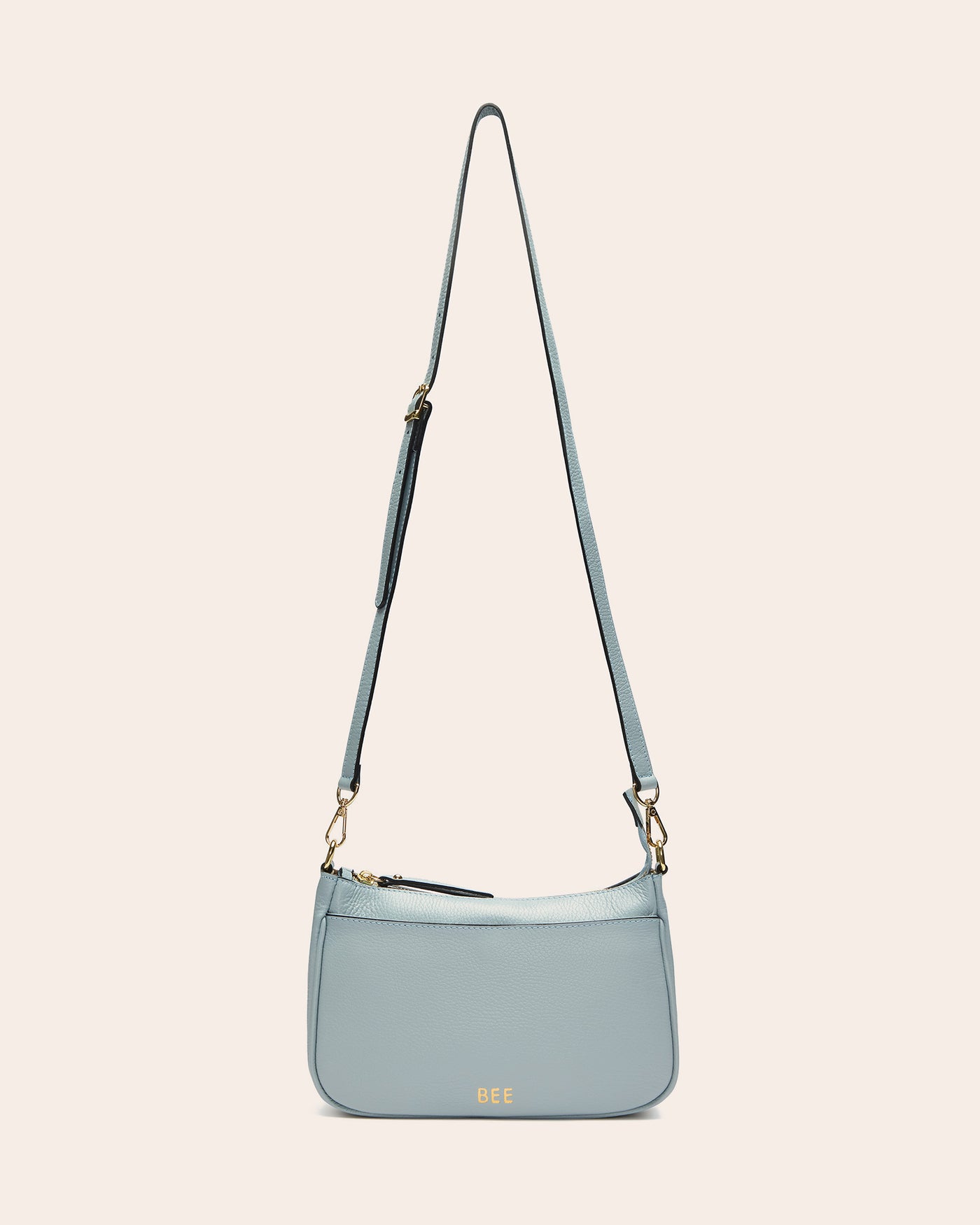 A bag should makeyour life easier.Not busier.